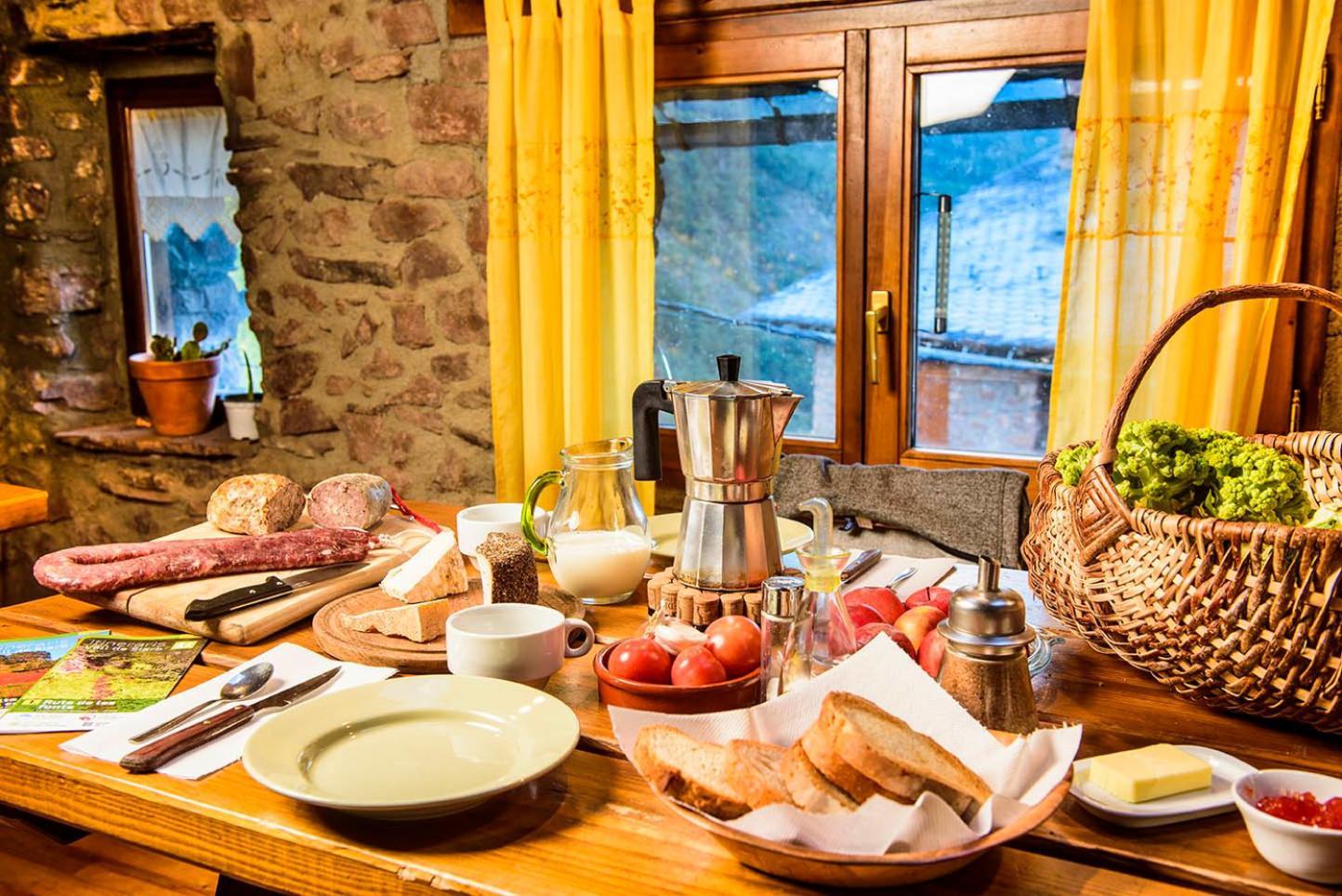 Refugi Rural Vall De Siarb Vandrarhem Llagunes Exteriör bild
