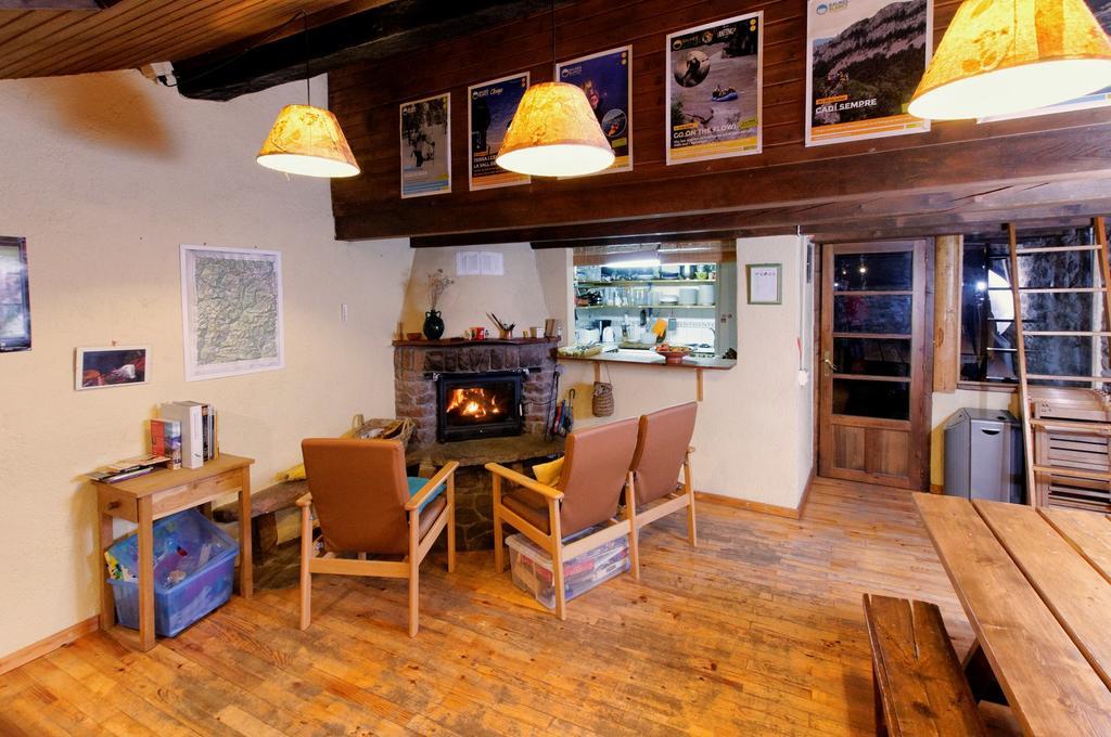 Refugi Rural Vall De Siarb Vandrarhem Llagunes Exteriör bild